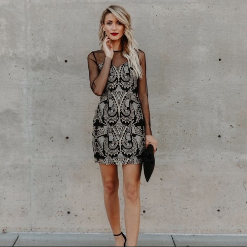 L’ATISTE gold & silver embroidered sweetheart dress